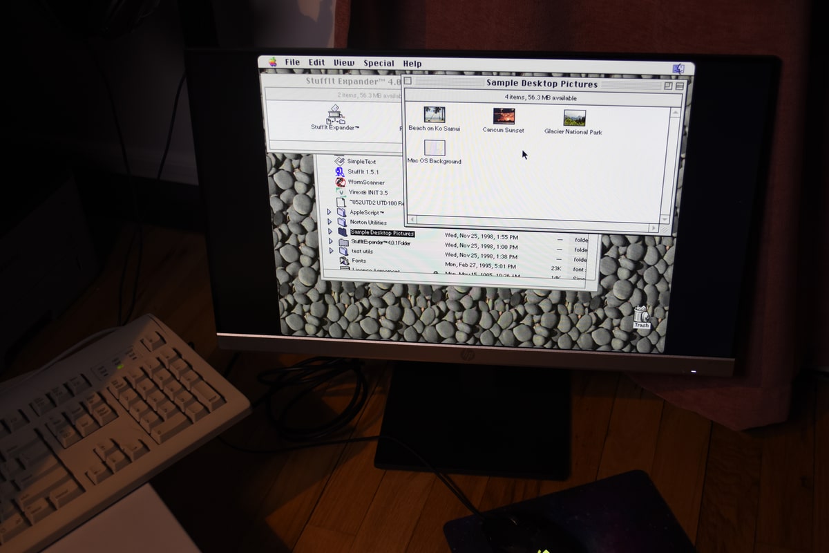 Macintosh Quadra 650 running