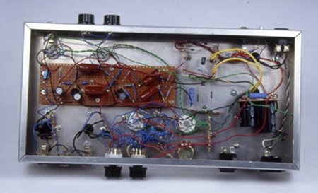 amplifier guts